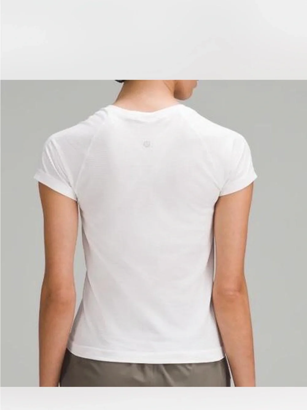 lululemon athletica Short Sleeve Tee in Light Gray/White